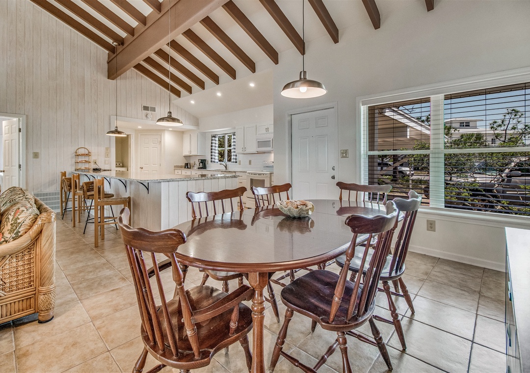 Tobin House Dining Room and Kitchen