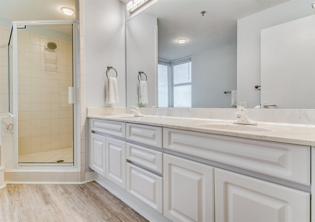 Beach Colony West 14B Master Bathroom