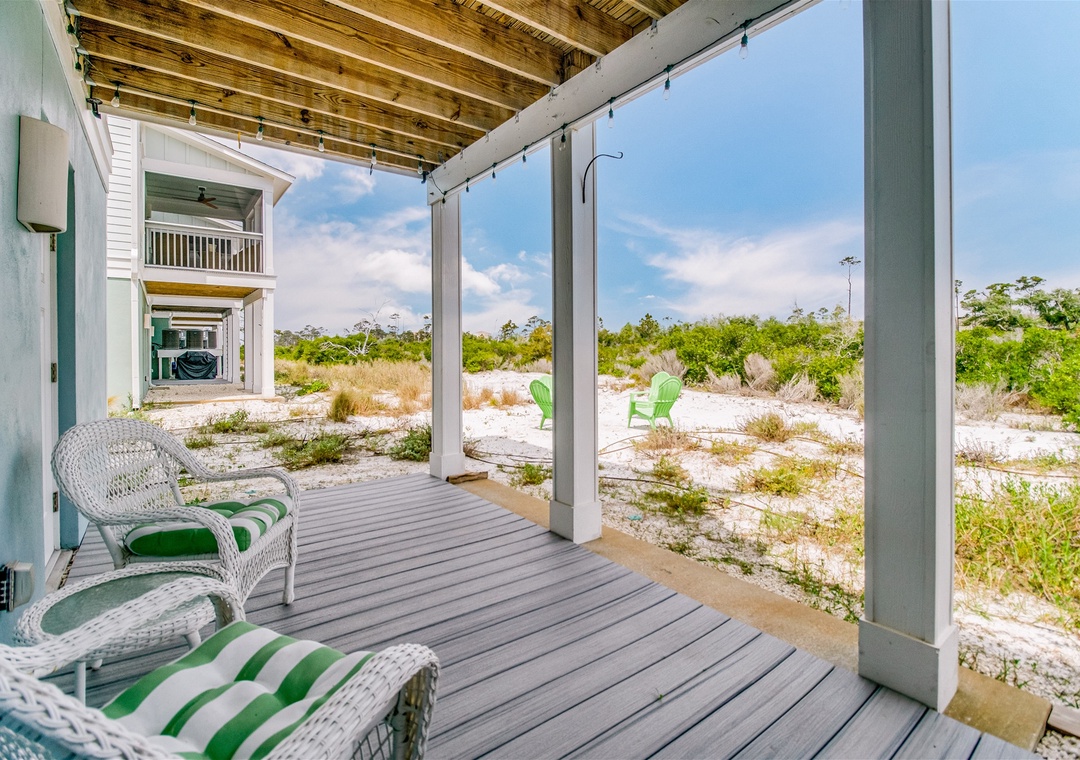 Lost Key Sugar Dune Retreat Back Patio