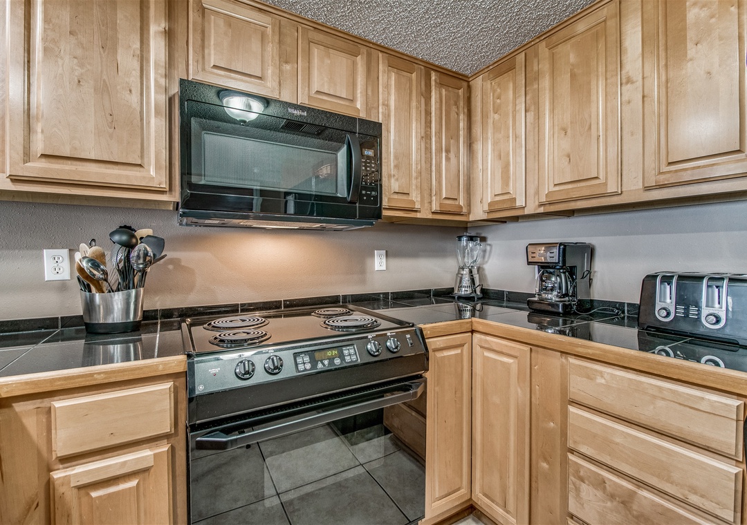 Ocean Breeze West 804 Kitchen Stove and Microwave