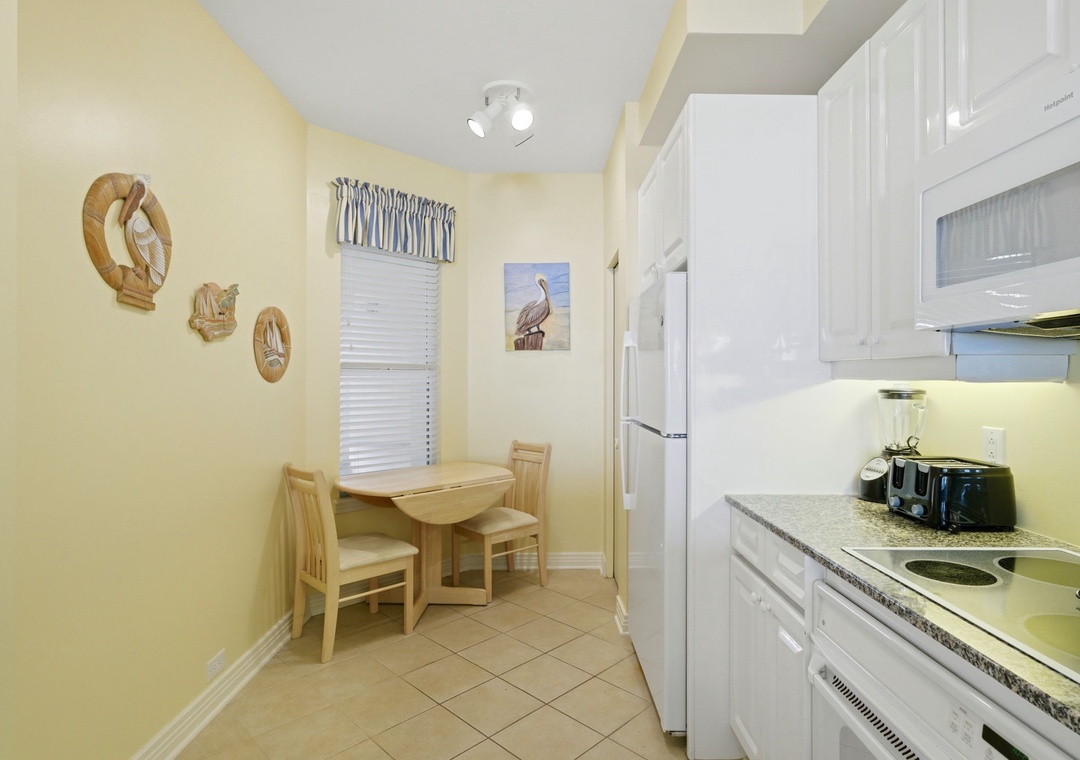 Beach Colony W6B- Kitchen Sitting Area