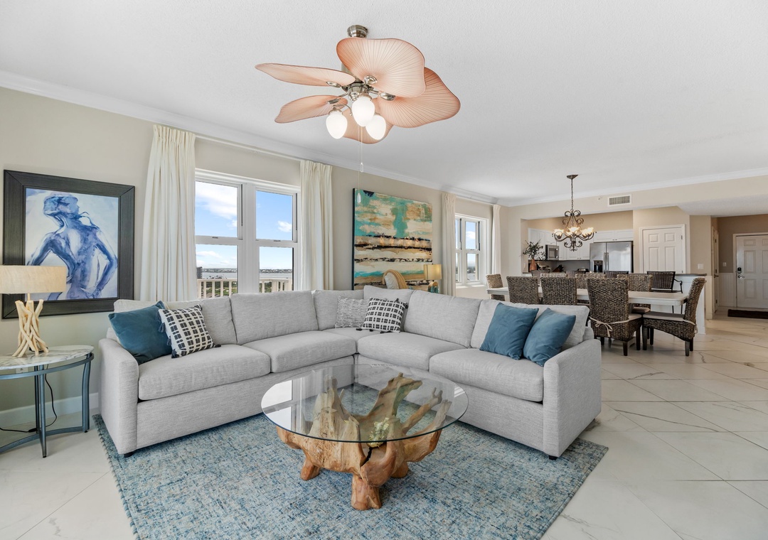 Windemere 1008- Living room views