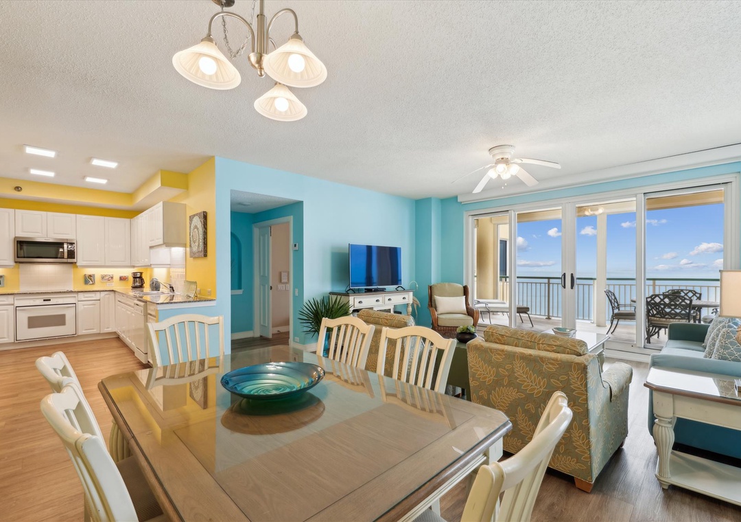 beachcolonytower9cmaindiningarea18a5065