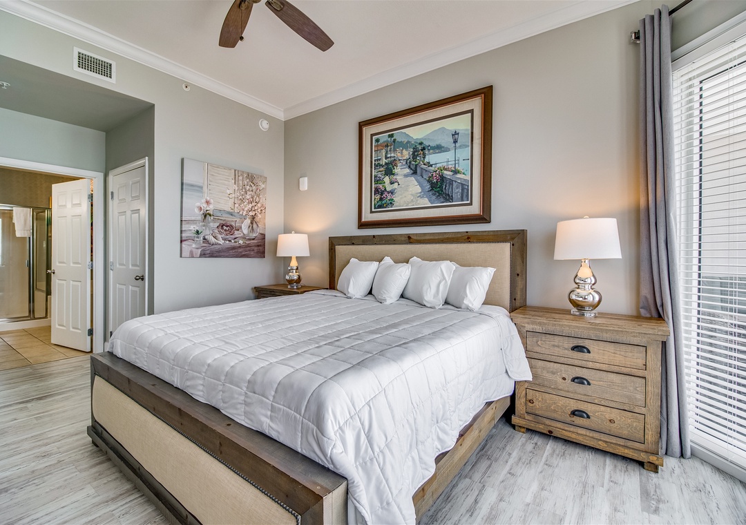Windemere 1508 Master Bedroom With King Bed