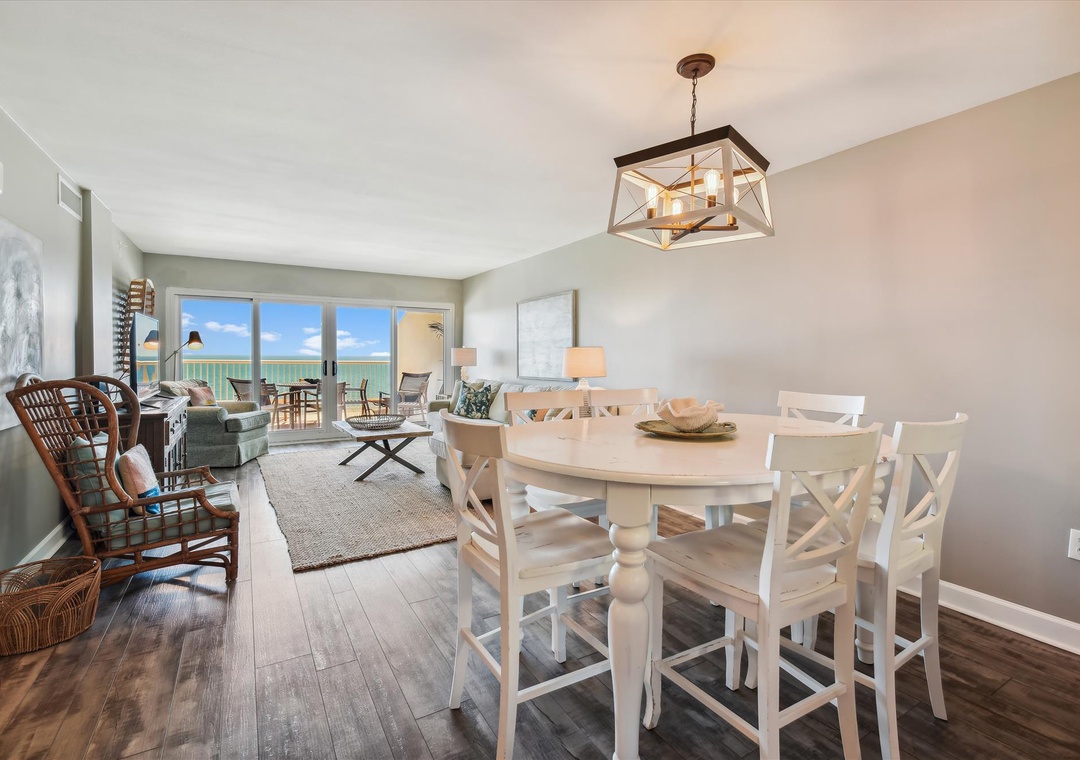 Sandy Key 831 Dining Room and Living Room