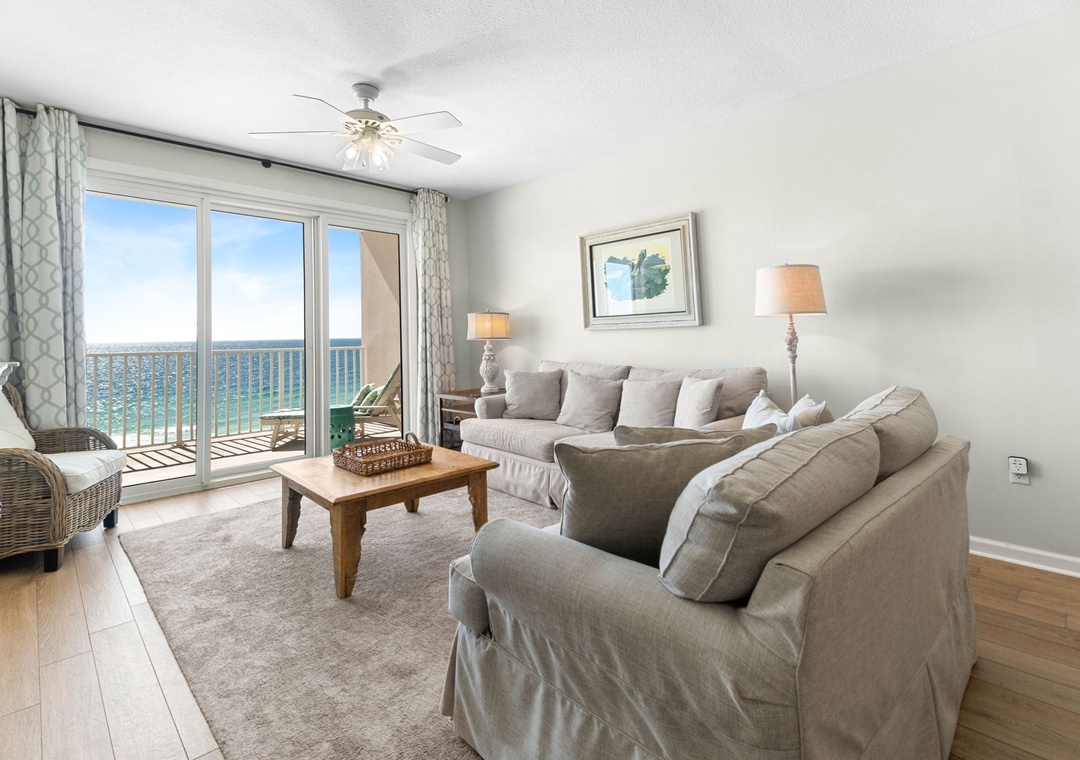 Windemere 706- Living Room View to the Gulf