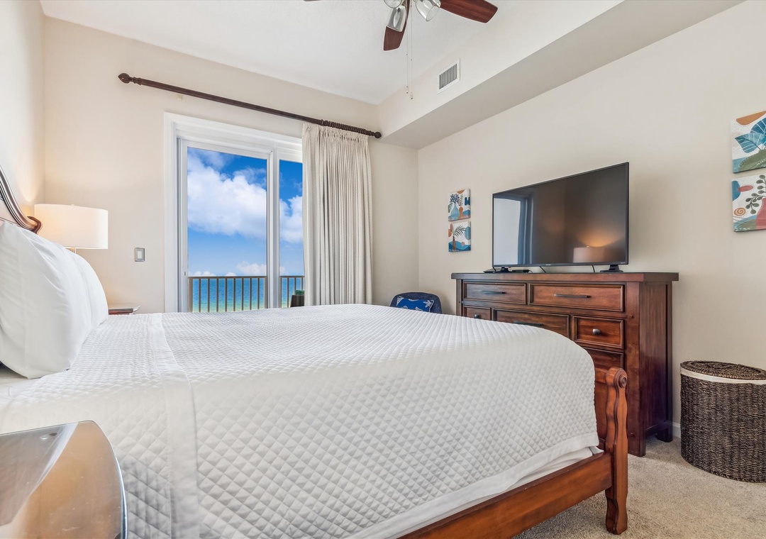 Windemere 407 Guest Bedroom #1 with Balcony