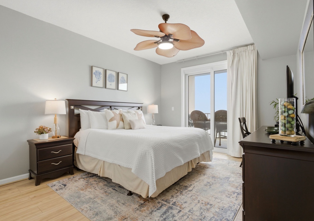 Windemere 906- Bedroom 1 & Balcony