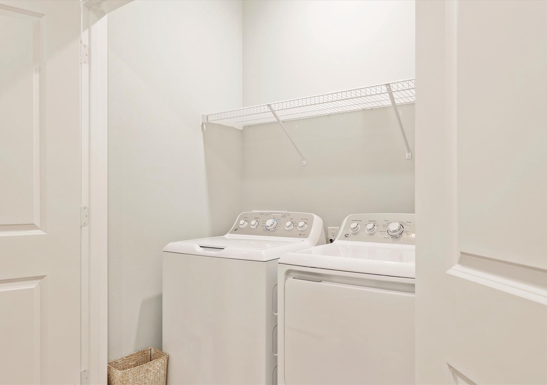 level 2-washer dryer-120187116