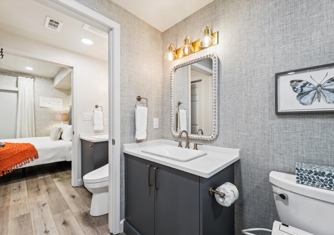 interiors-primary bath-_18a2531