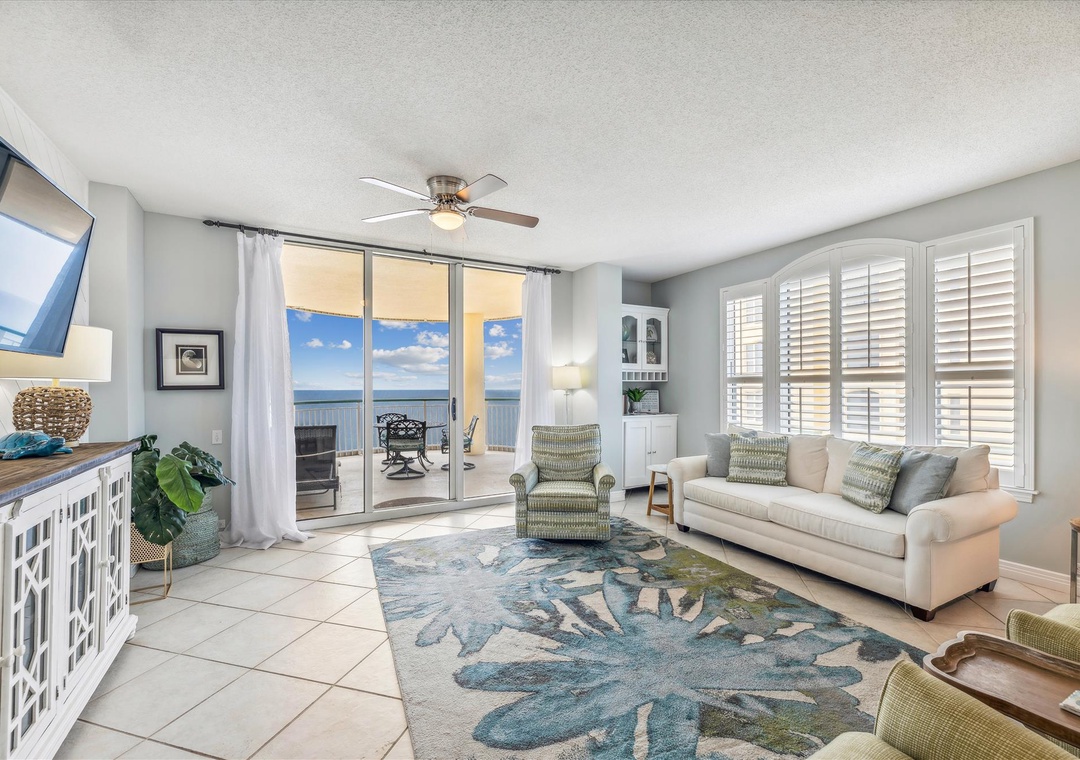 interiors-living area-120554071