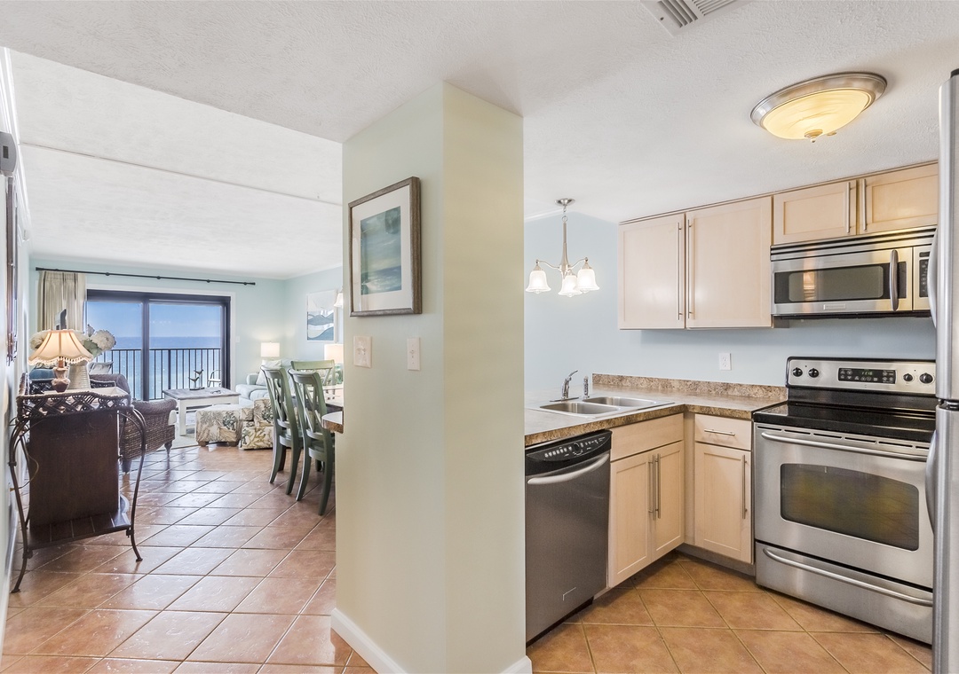 Ocean Breeze West 502 Kitchen and Dinging Room