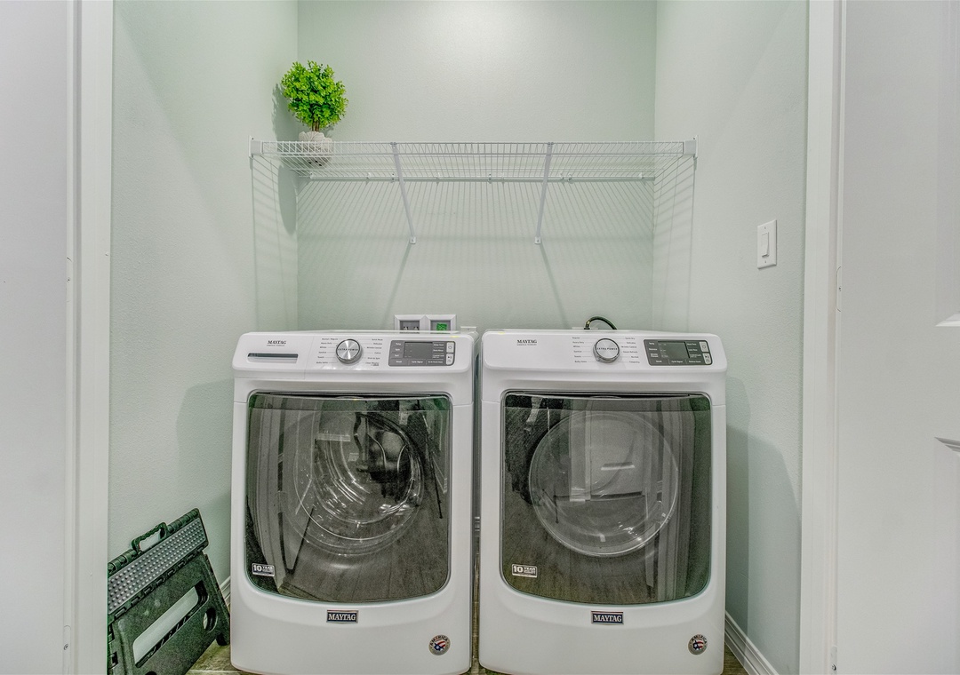 Lost Key Beach Walk Retreat Laundry in Unit