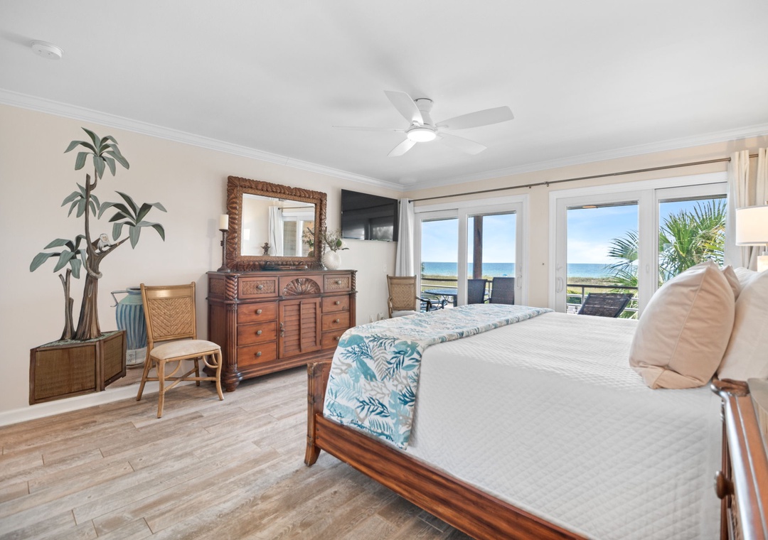 Needle Point Unit B21 - Primary Bedroom