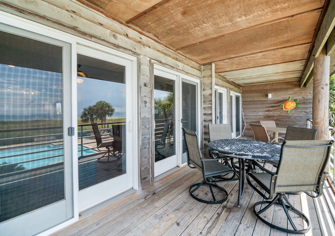 Needle Rush Point C26 - Patio