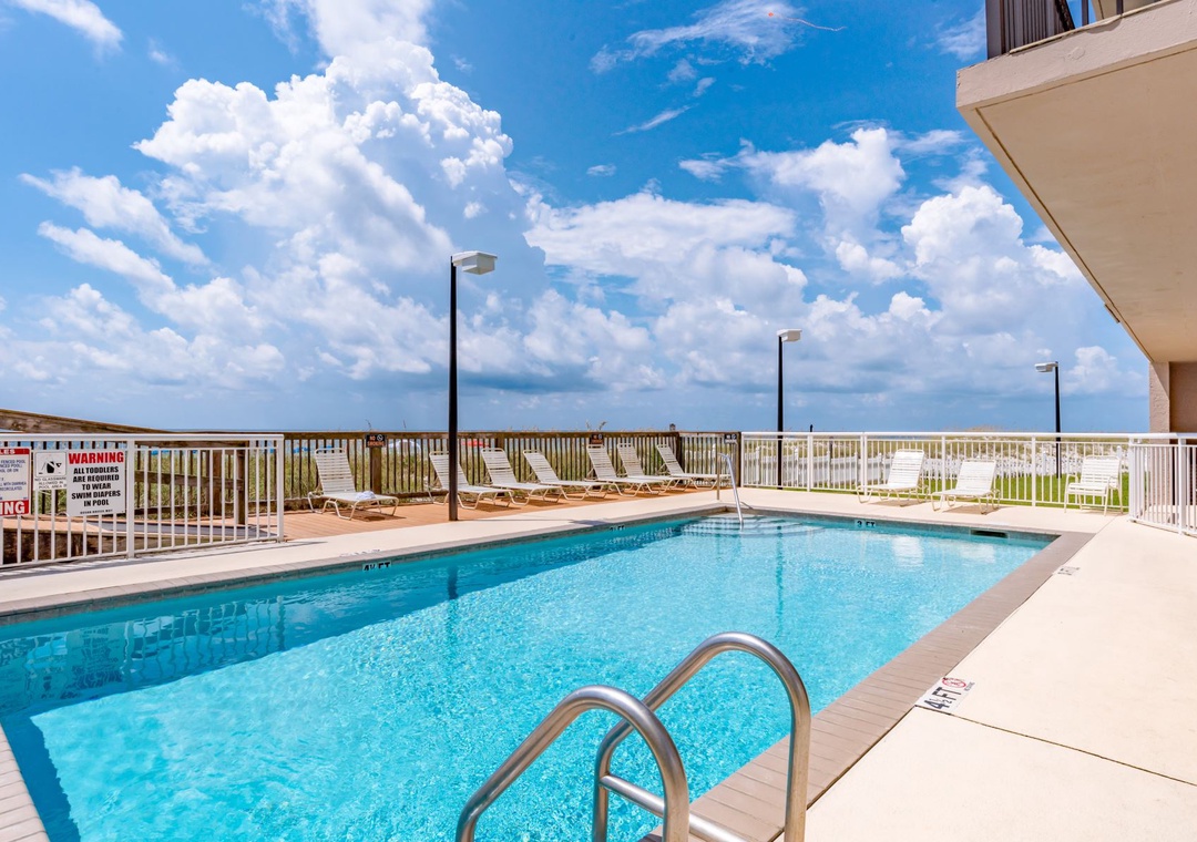 Ocean Breeze East Condos Pool Perdido Key