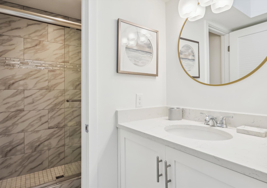 upper level-primary bath-125750_153