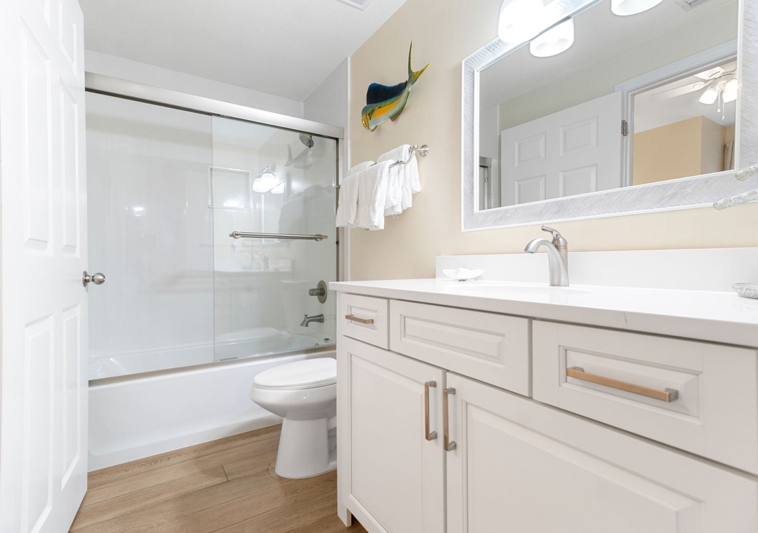 Windemere 706-Bathroom 2