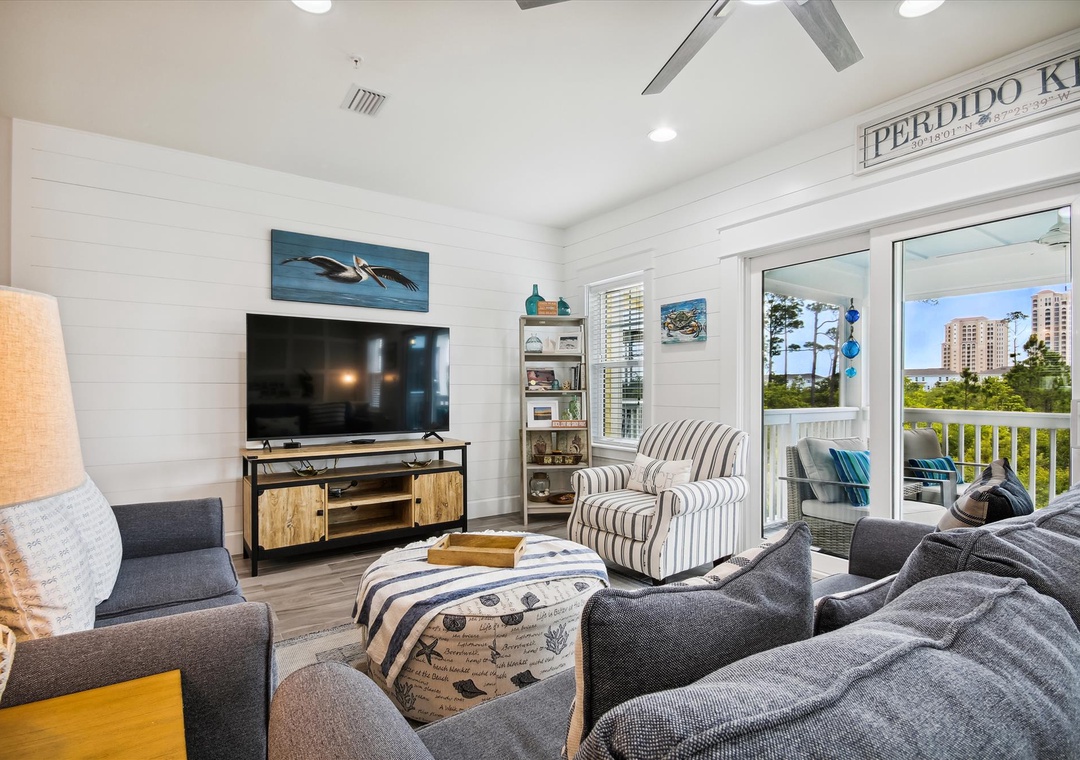 floor plan-living area-_mg_1036