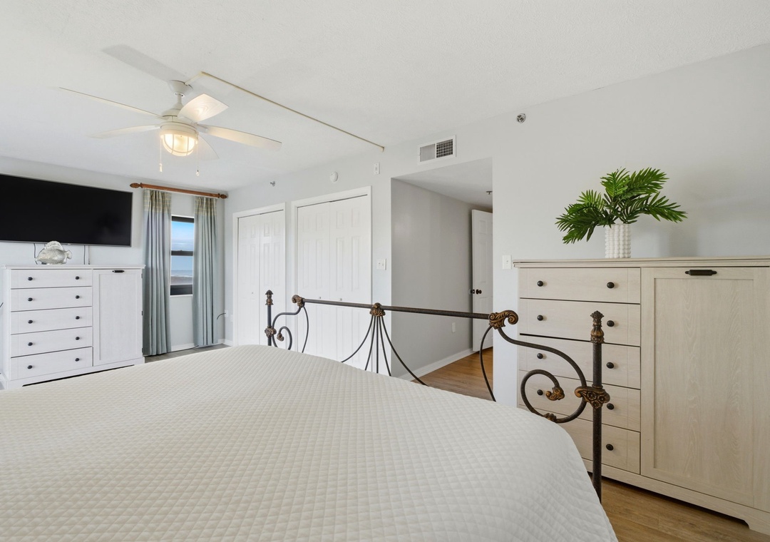 20-web-or-mls-14623-perdido-key-dr-201