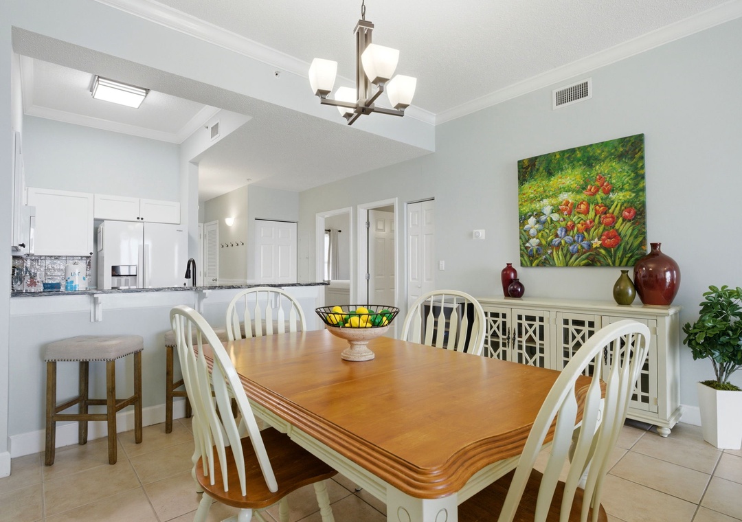 Windemere 1502- Dining Room