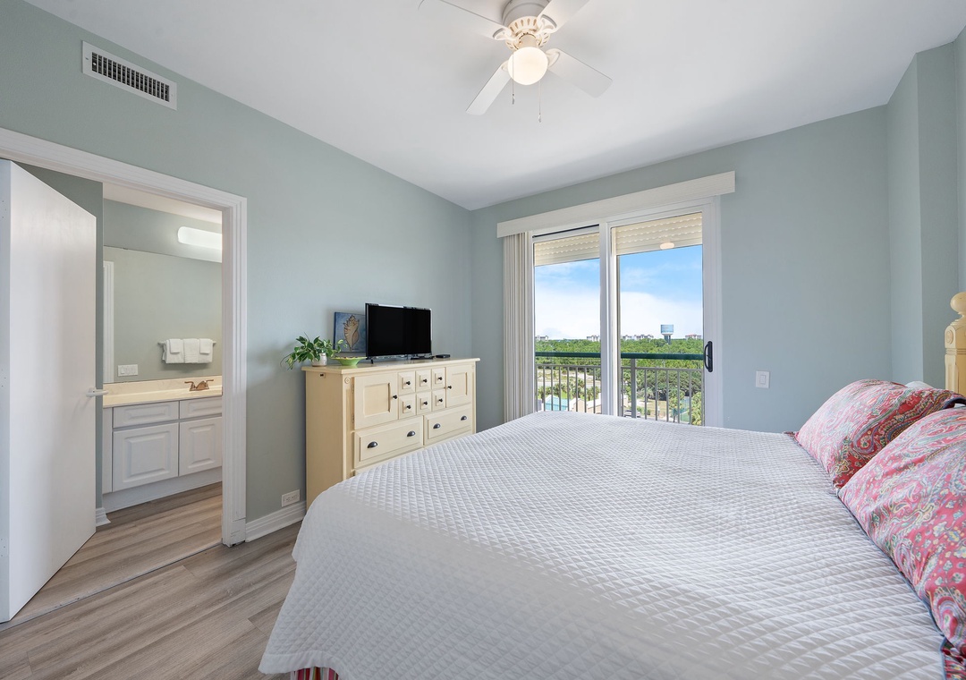 BCW6A- Unwind in your peaceful retreat with soothing coastal tones, a comfy bed, and your own private balcony with scenic views to start each morning fresh.