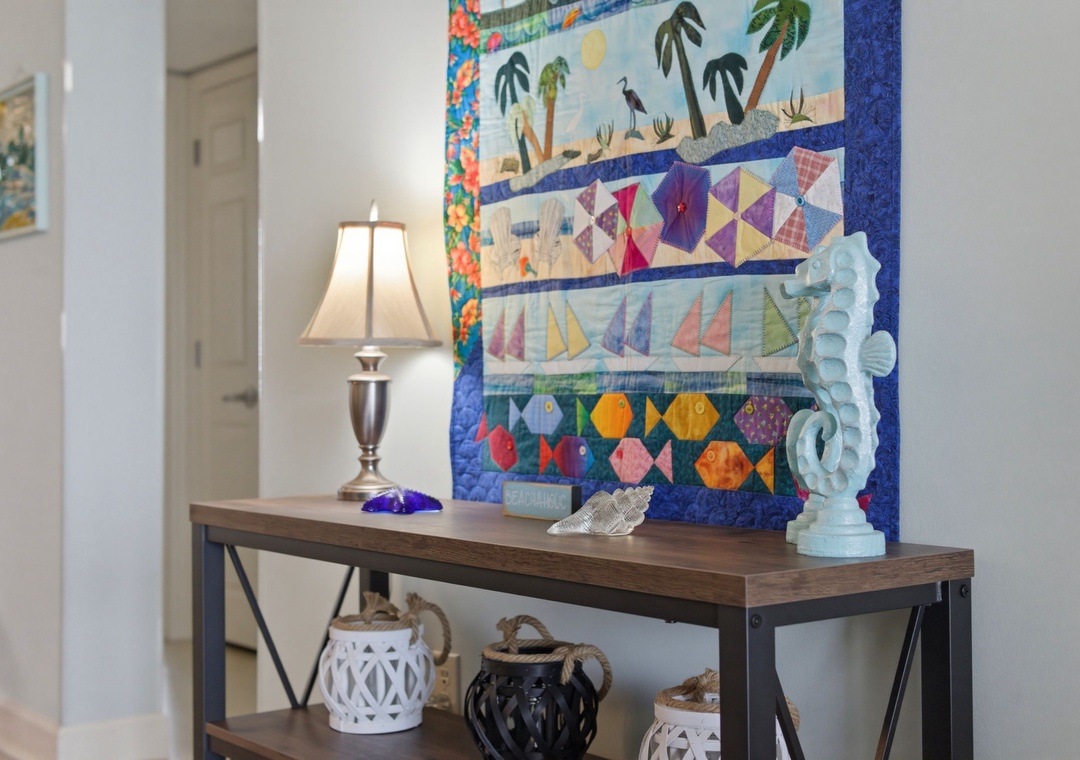 Sandy Key 817- Hallway View