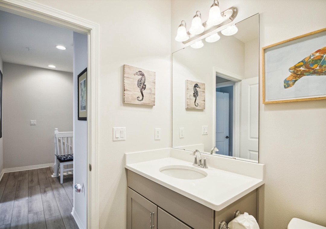 floor plan-bath-_mg_1416