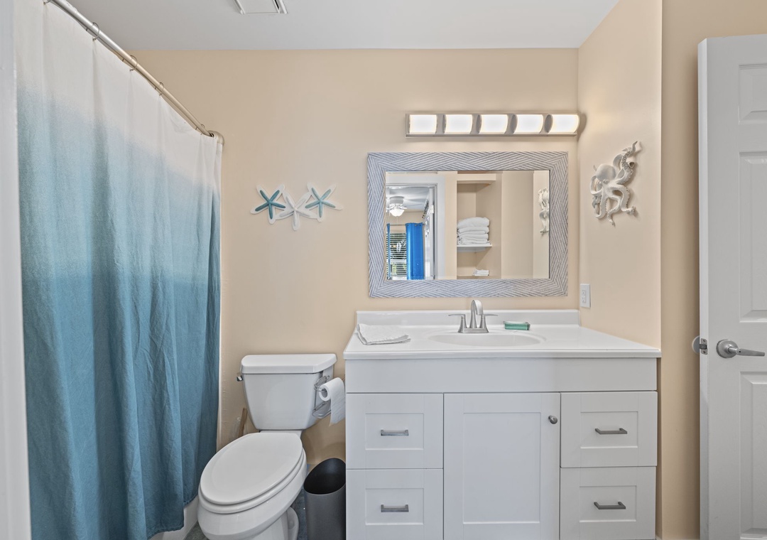 Grand Caribbean 302W Primary Bathroom