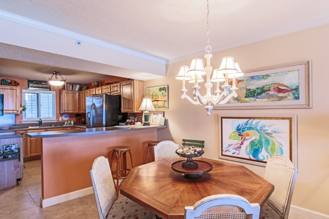 Sandy Key 338 Dining Room and Kitchen