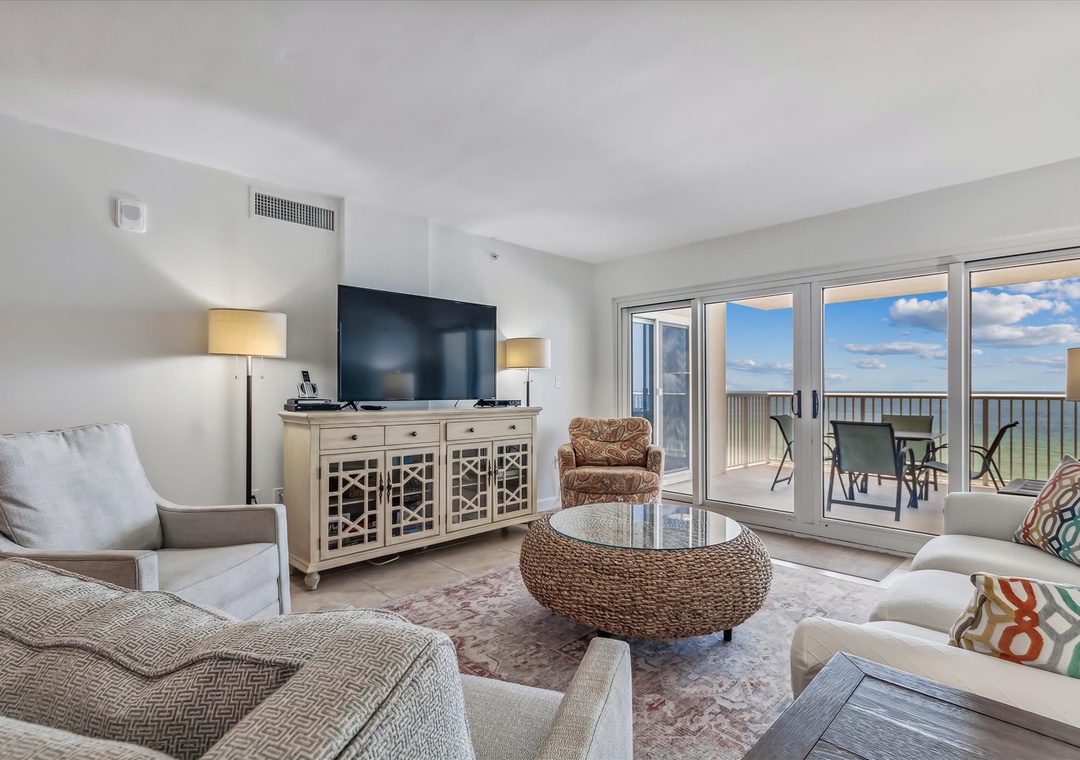 main level-living area-img_0136