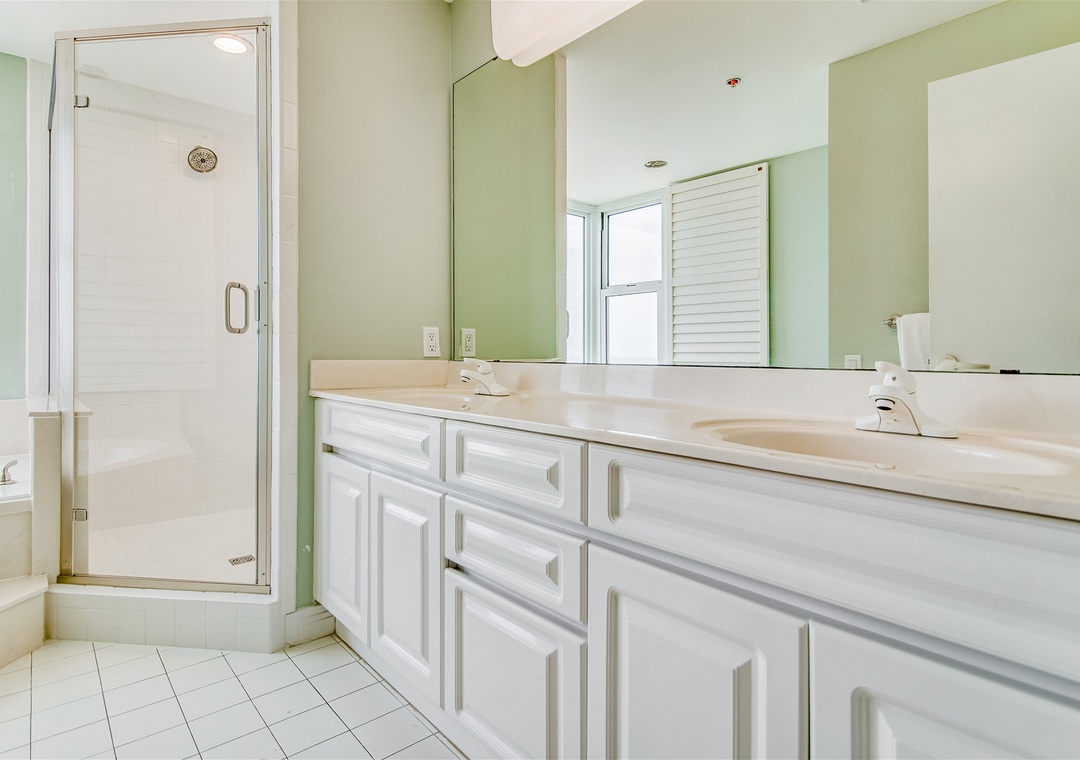 Beach Colony Tower PH2B Master Bathroom Double Vanties