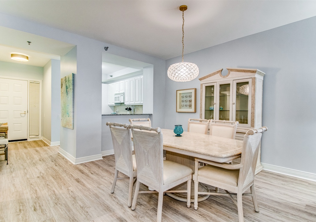 Beach Colony West 14B Dining Room and Kitchen