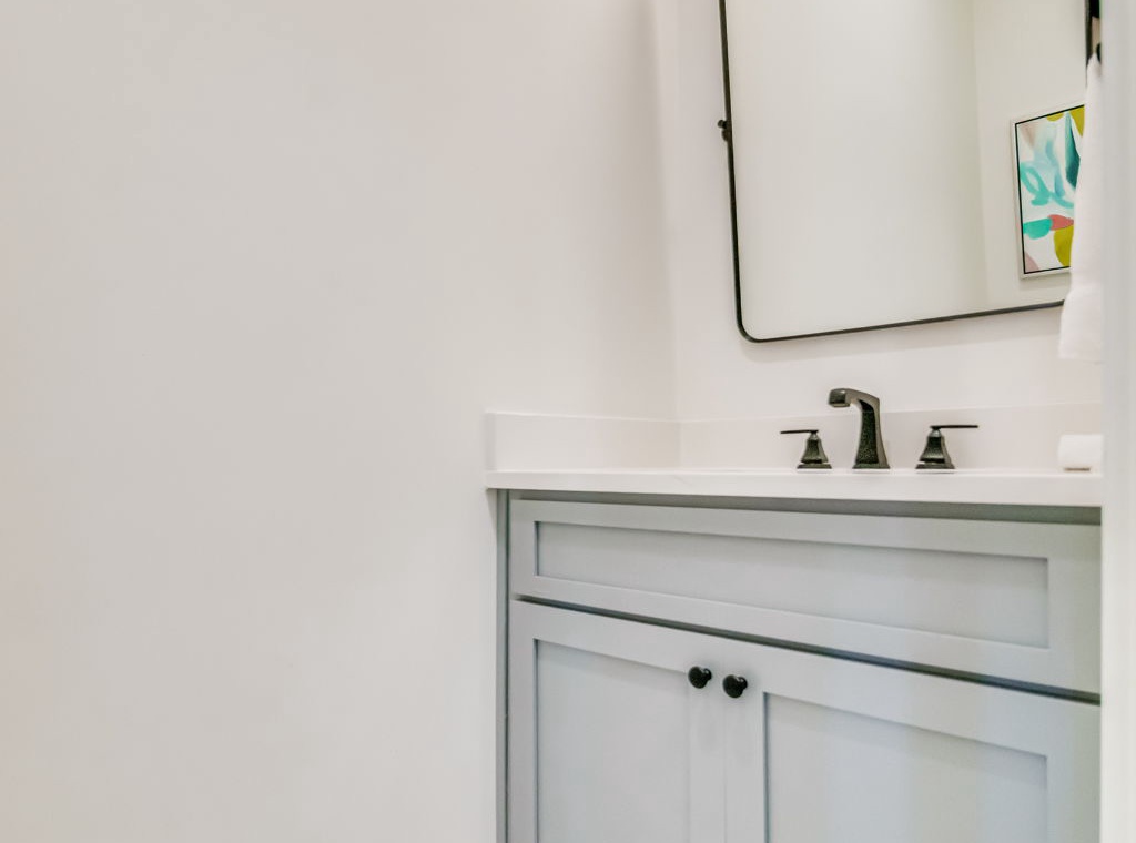 Vivianna #5 - Third Floor - Half Bath