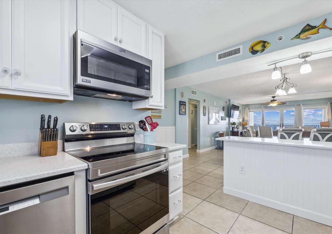 interior-kitchen-123041031