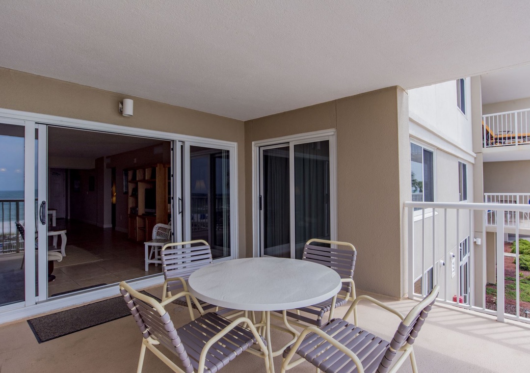 Sandy Key 235 Gorgeous Beach Views from Balcony