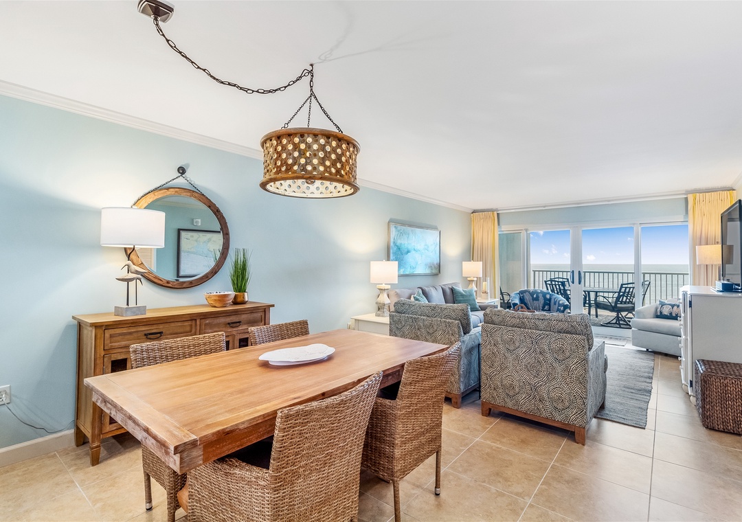 Sandy Key 718 Dining Room and Living Room