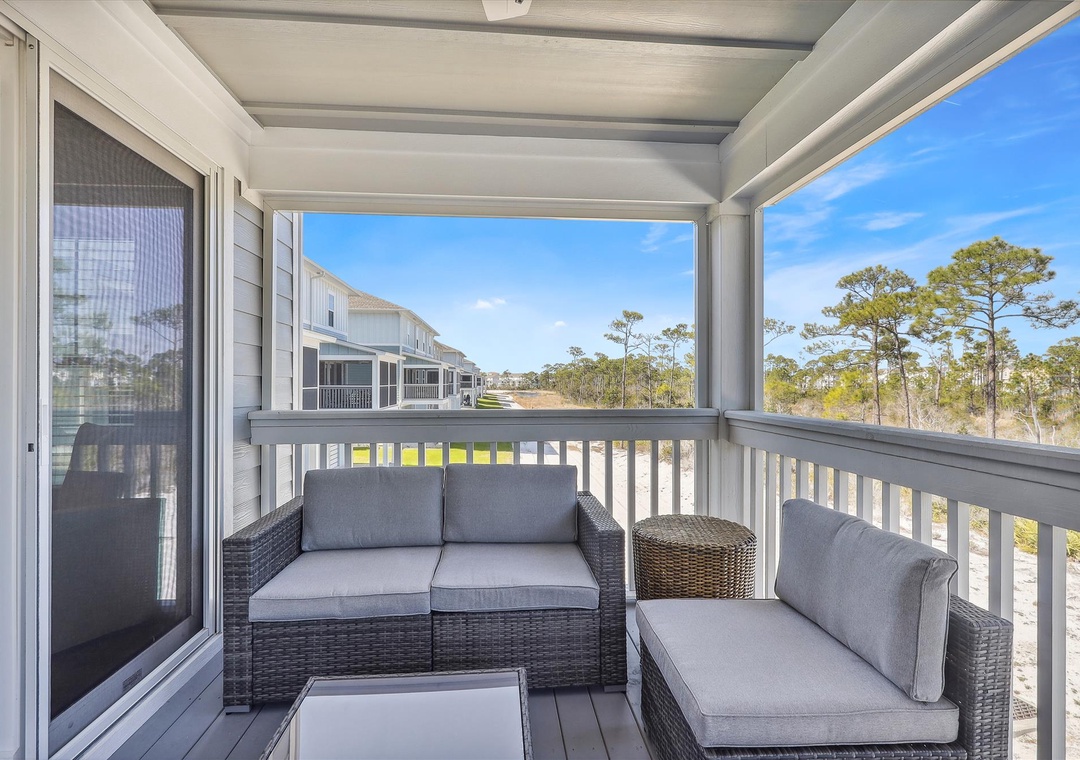 Lost Key Barefoot Bungalow Green Belt Balcony