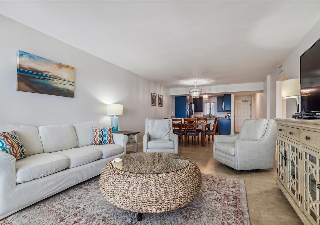 Sandy Key 411 Living Room