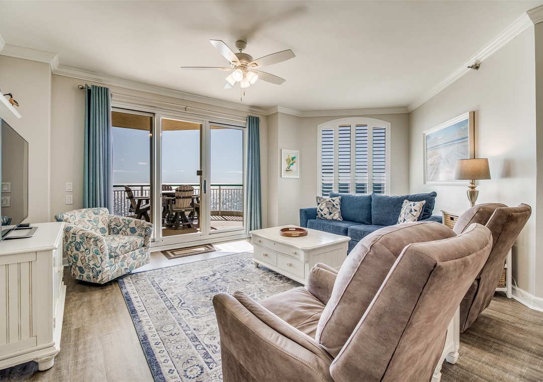 Beach Colony West PH3C (18C)