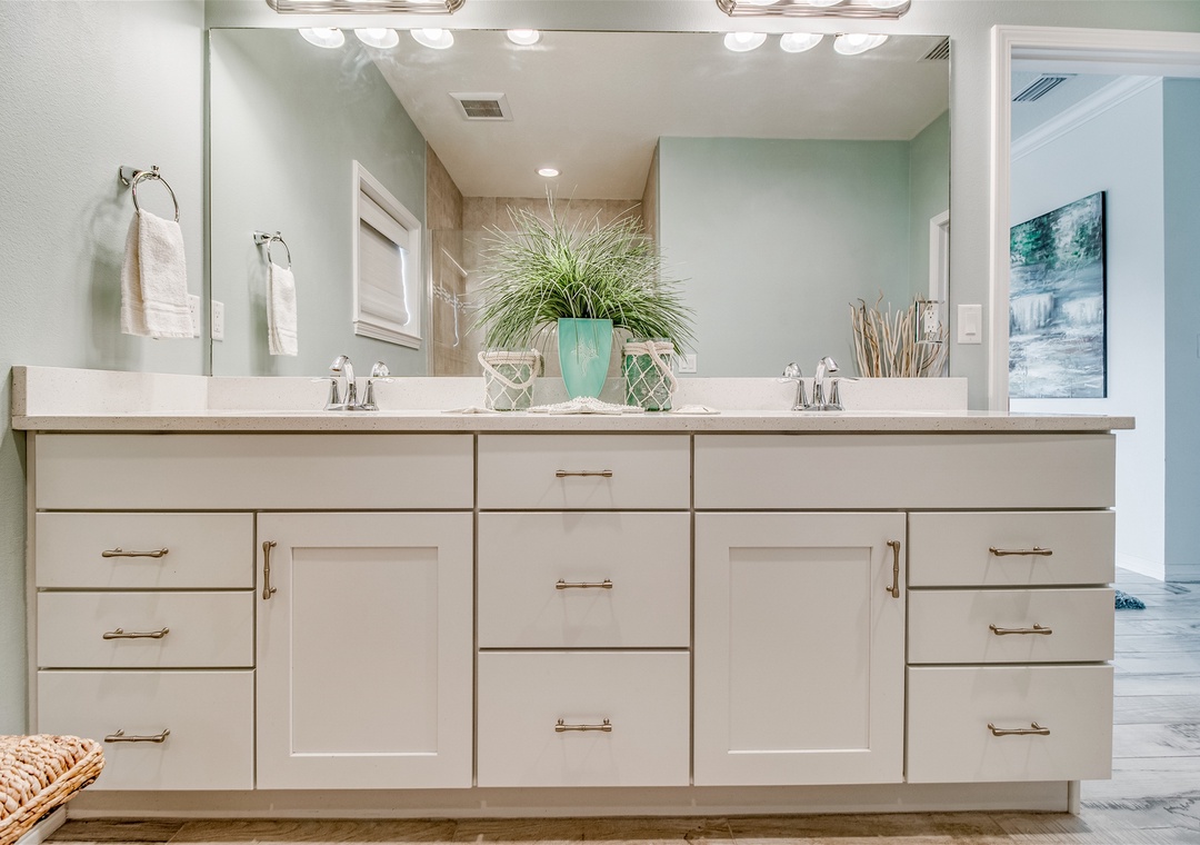 Lost Key Csta on the Key Guest Bathroom #1