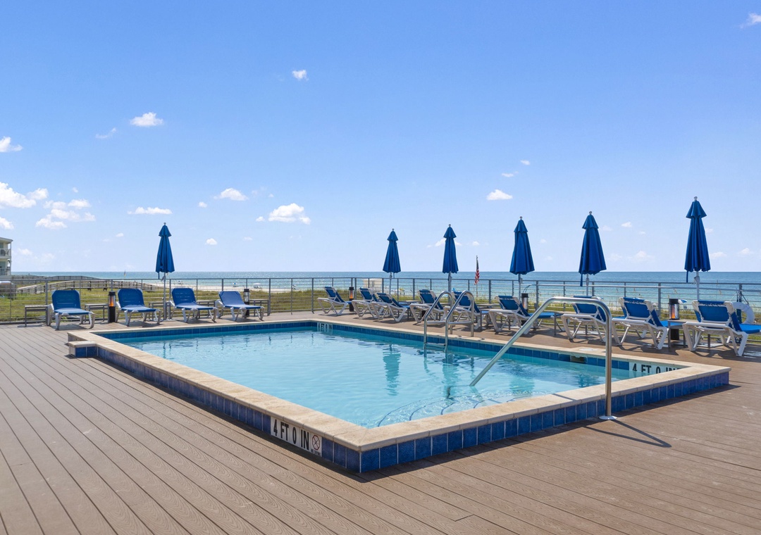 Lost Key Beach Club