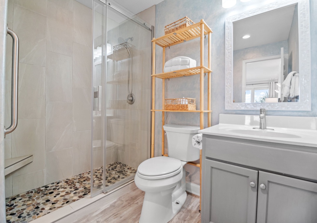 Needle Rush Point C26 - Bathroom