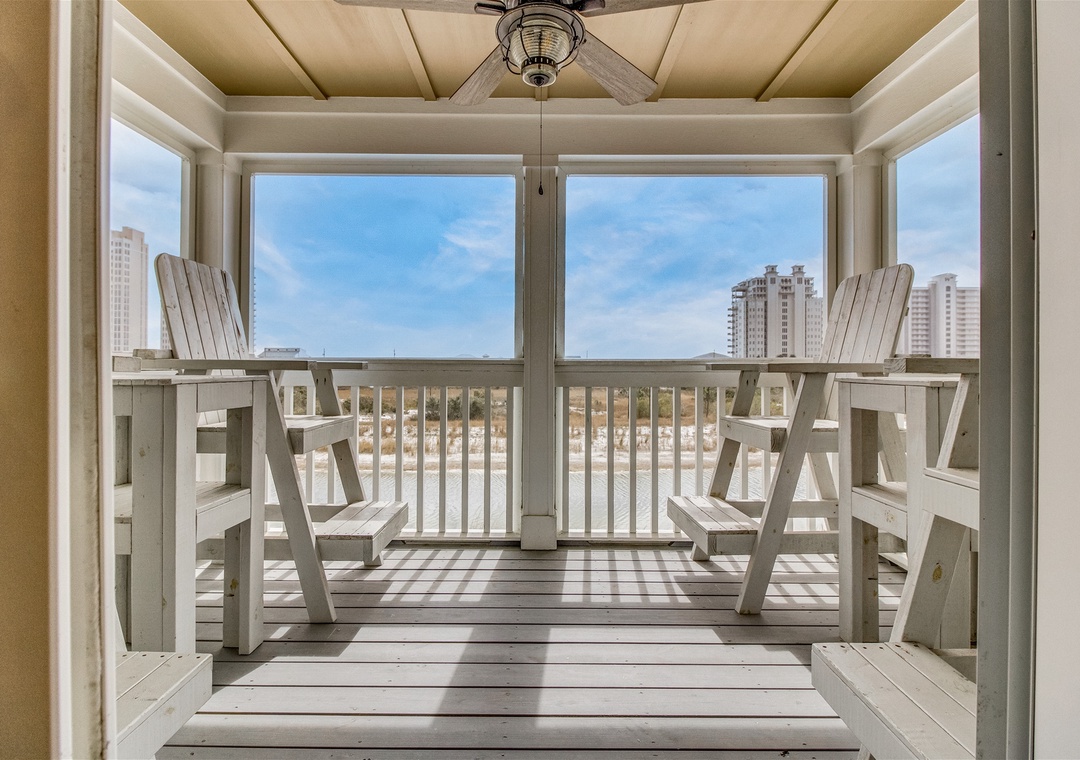 Lost Key The Happy Place Balcony