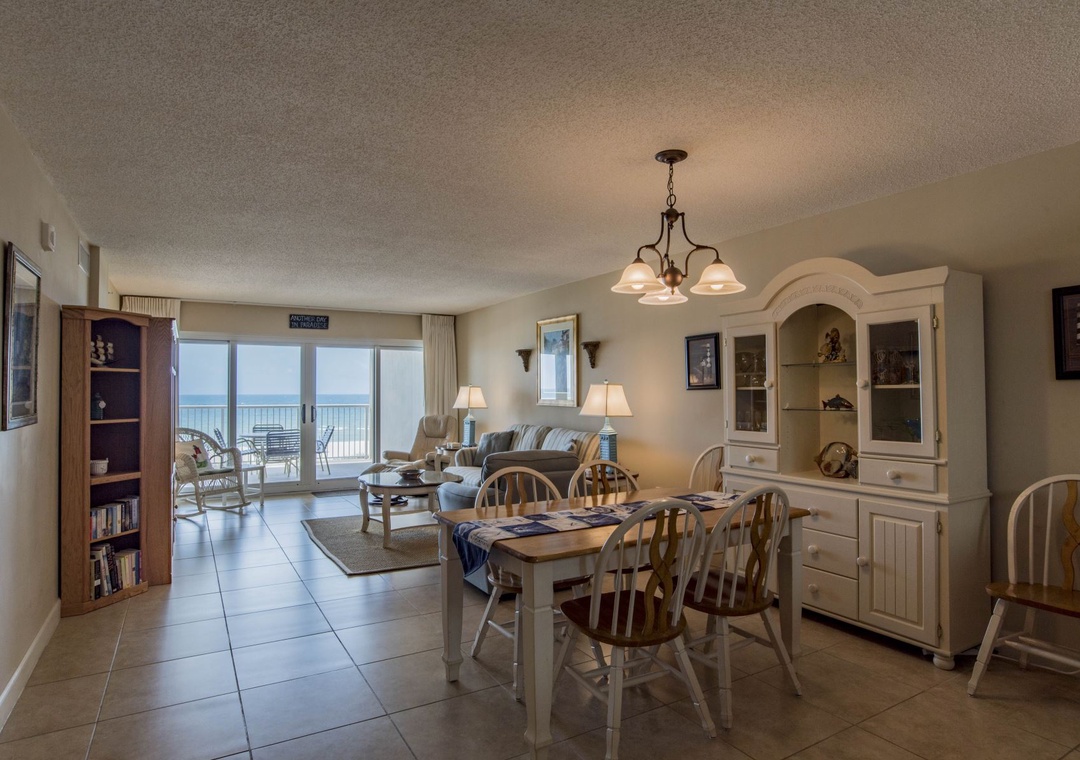 Sandy Key 235 Dining Room and Living Room