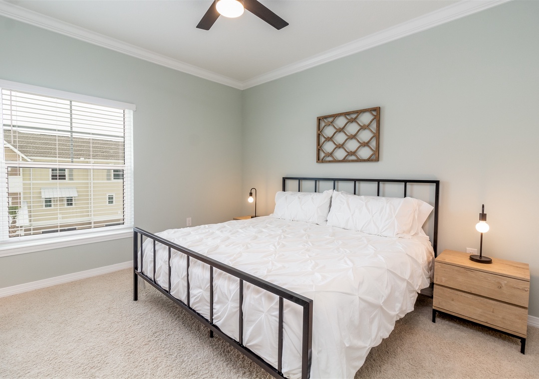 Lost Key Afterdune Delight Guest Bedroom #1 King Bed