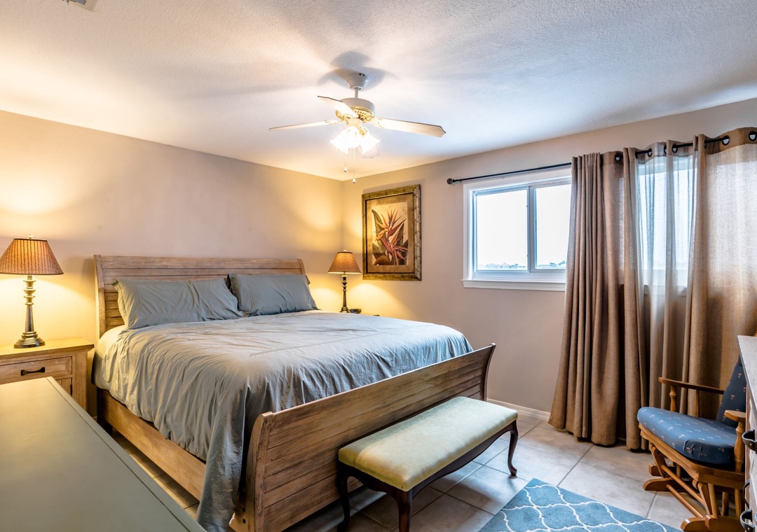 Sundown D32 Guest Bedroom #1