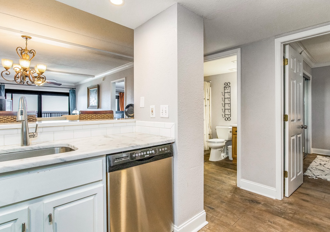 Ocean Breeze West 605 Kitchen Counters and Dishwasher