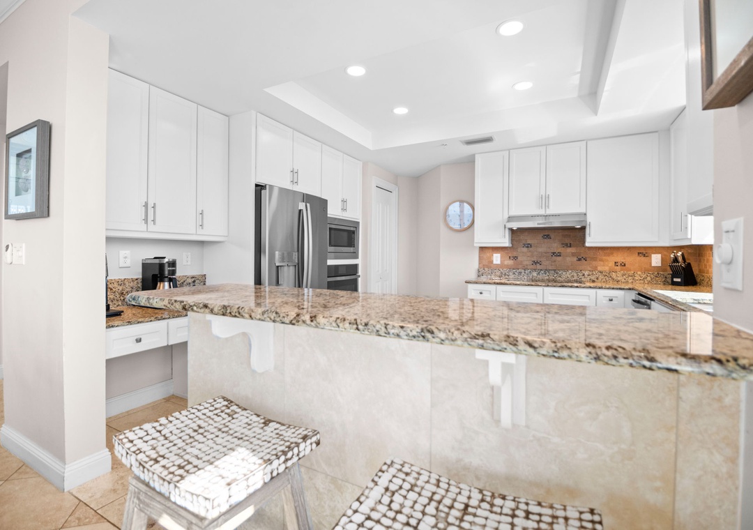 Indigo Unit 1701 - Kitchen