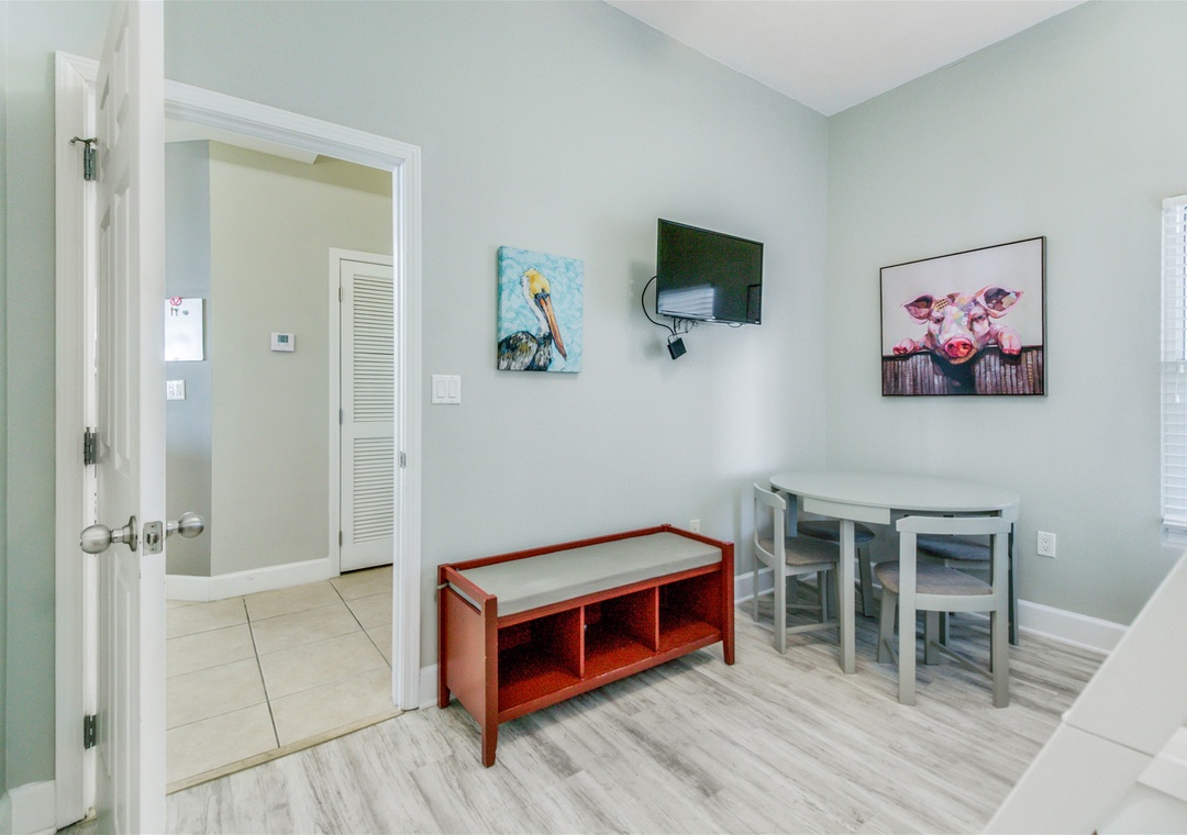 Windemere 1508 Third Guest Bedroom Desk and Table